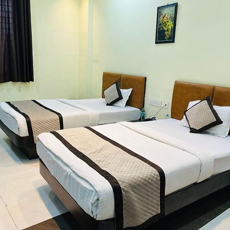 Jmc Hotel Lavish Akolia Exterior photo